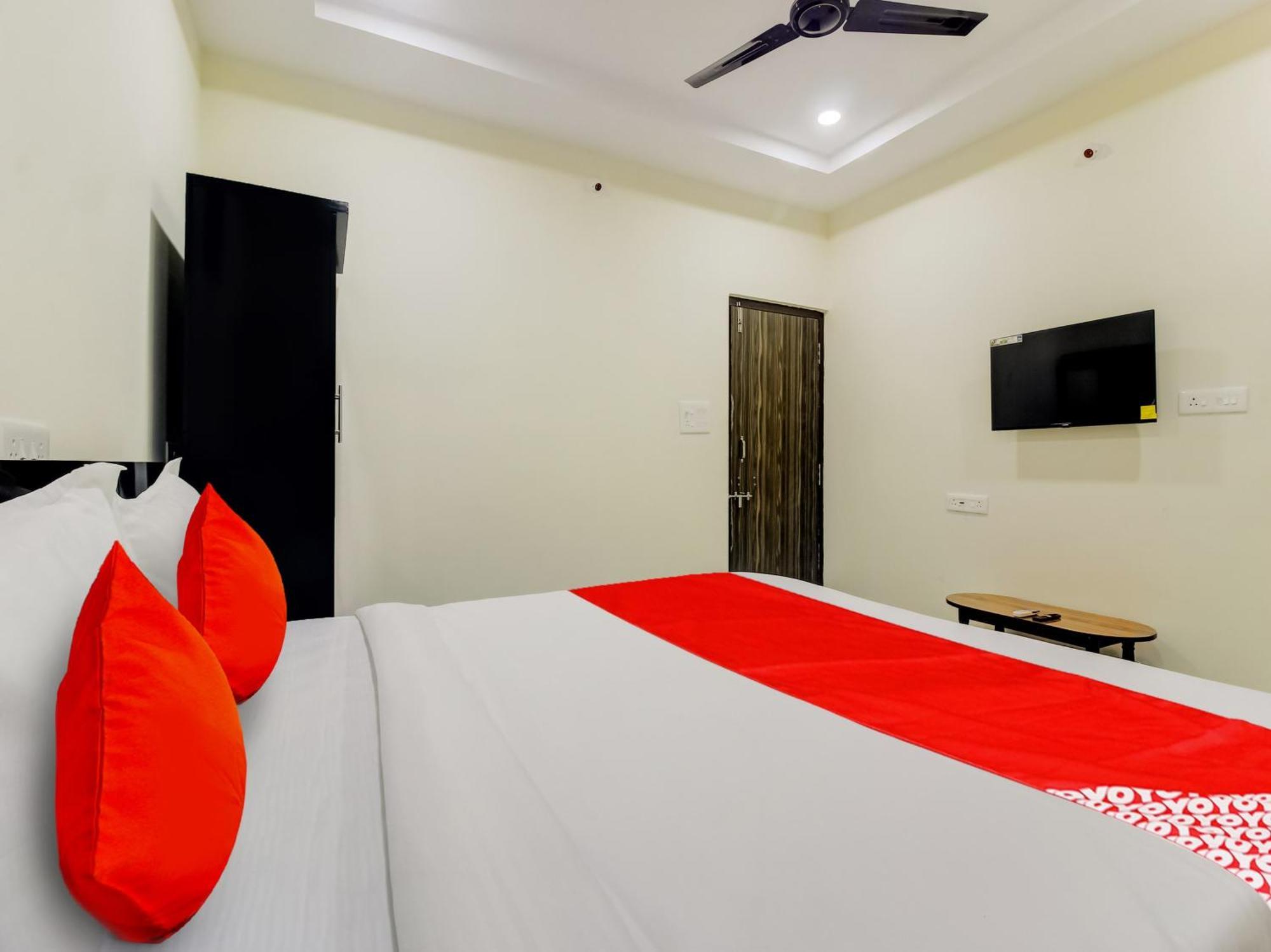 Hotel O Sri Nirvana Pride Ibrahimpatan Екстериор снимка
